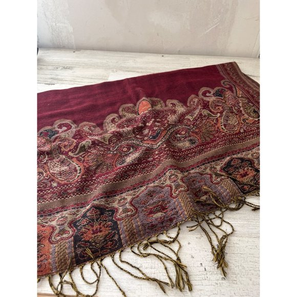 Burgundy paisley patterned blanket scarf 27”x73” - Picture 1 of 4